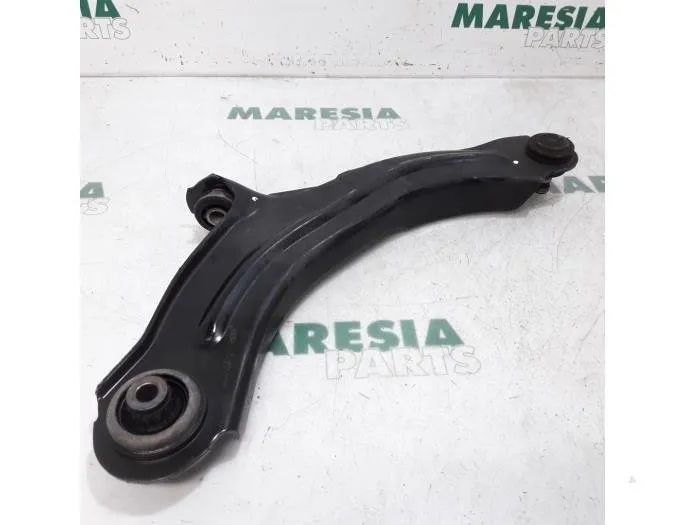 RENAULT Clio 4 generation (2012-2020) Priekšējā kreisā taisnā ķega / ričags 545050399R,545050510R,545055711R 27773733