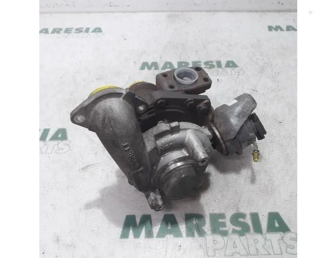 PEUGEOT 3008 1 generation (2010-2016) Turbīna GTC1244VZ,0375P7,0375P8,9686120680 27776868