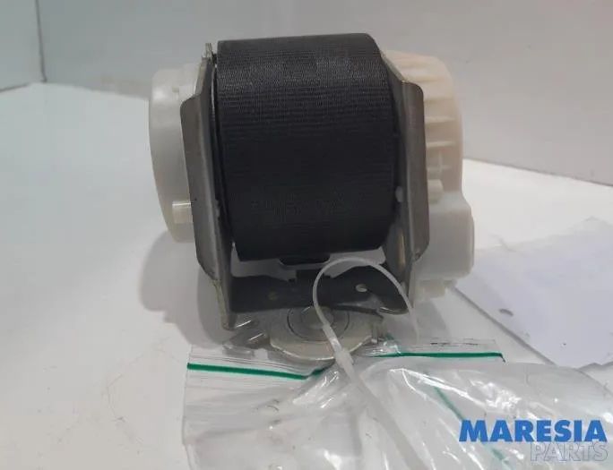 PEUGEOT 5008 1 generation (2009-2016) Aizmugurējā labā drošības josta 8975SR,9681973480,34040967,040906 27783217