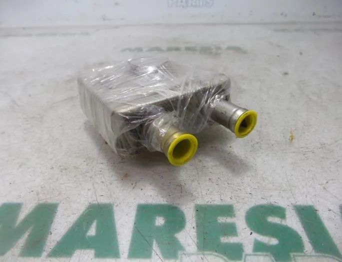 CITROËN C5 1 generation (2001-2008) Oil Cooler 7700873355,227555 27827011