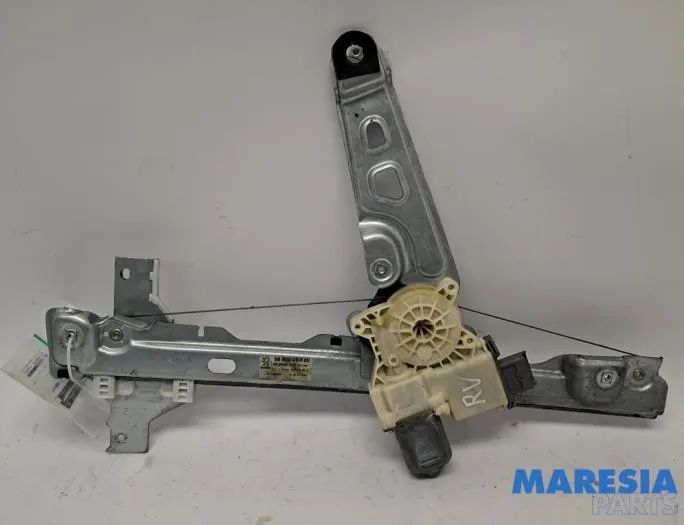 PEUGEOT 3008 1 generation (2010-2016) Priekšējo labo durvju logu pacēlājs 9682808880,9222FF,912026103 32828518