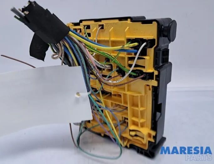 PEUGEOT 208 Peugeot 208 (2012-2015) Fuse Box 9804848480,009804848480 33051106