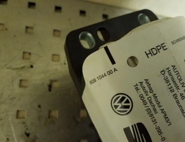 VOLKSWAGEN Golf 6 generation (2008-2015) Vadības paneļa drošības spilvens SRS 1K0880204L,608104400A 26061517