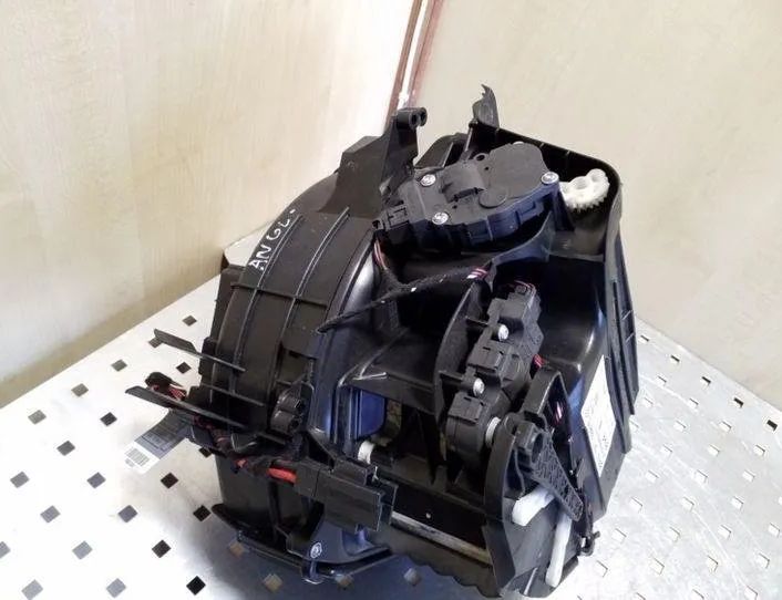 BMW 5 Series F10/F11 (2009-2017) Interior Heater 9248170,9226780,EFB430 26063654