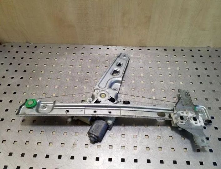 PEUGEOT 5008 1 generation (2009-2016) Priekšējo kreiso durvju logu pacēlājs 9682808880,912026105,914241100 26064872