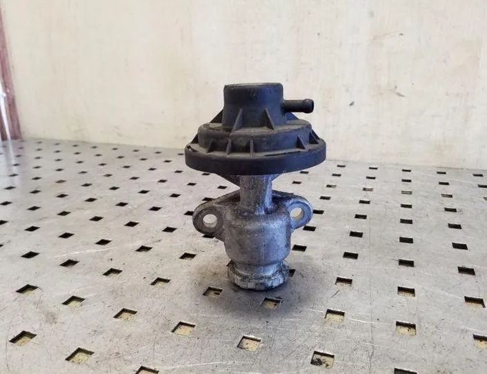 VOLKSWAGEN Caddy 3 generation (2004-2015) EGR vārsts 038131501BC 26080500