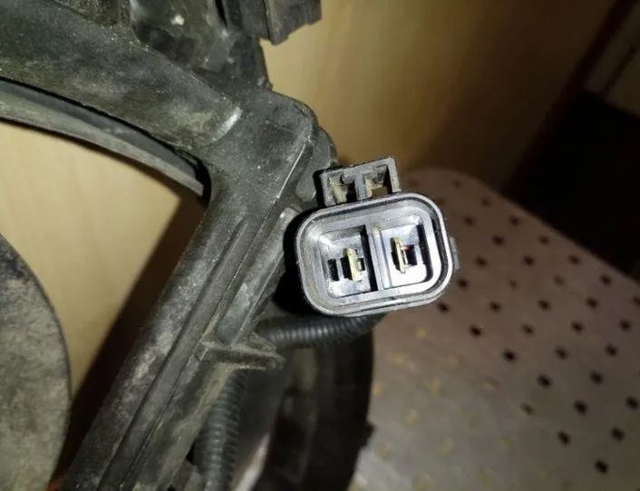 HYUNDAI Santa Fe SM (2000-2013) Engine Cooling Fan Radiator F00S3A2179,2538626200,4569631 26097894