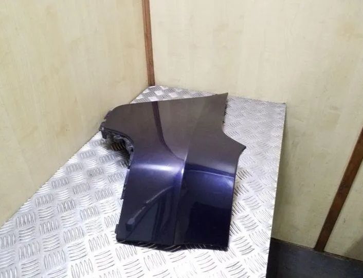 BMW X5 E70 (2006-2013) Aizmugurējā bampera kreisās puses stūris 51127158439 26100932