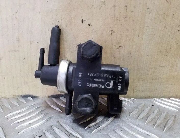 VOLVO S40 1 generation (1996-2004) Вакуумный клапан 72190343,30618057 26116105