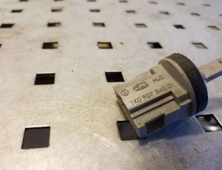 AUDI TT 8J (2006-2014) Exhaust gas temperature sensor 1K0907543G 26126007