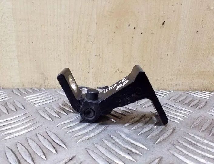 VOLKSWAGEN Passat Variant 1 generation (2010-2024) Aizmugurējo kreiso durvju eņģes 8V5833403C,8X4833405A 26130871