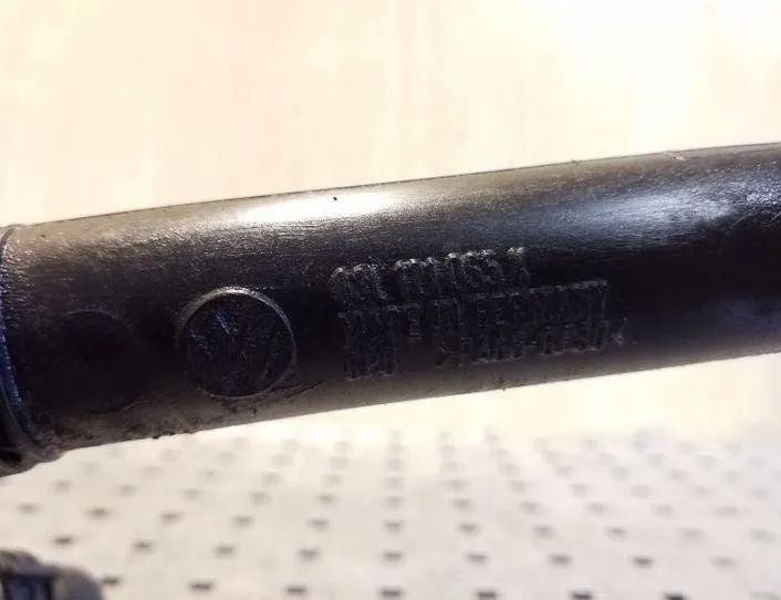 AUDI Q5 8R (2008-2017) Dzesēšanas šļauka / truba 03L121065K 26134061