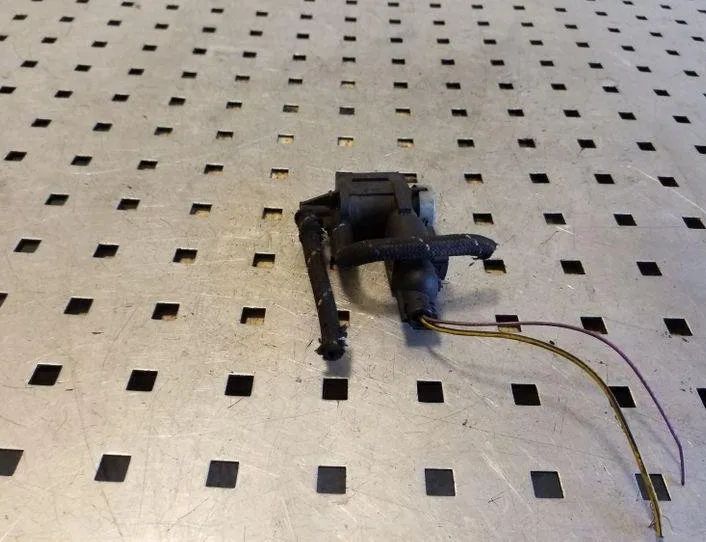 VOLKSWAGEN Golf 4 generation (1997-2006) Соленоидный клапан 1J0906283C 26141765