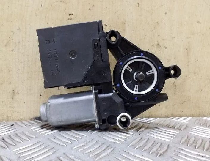 VOLKSWAGEN Touran 1 generation (2003-2015) Front Right Door Window Control Motor 1T0959701D,1K0959793J 26155653
