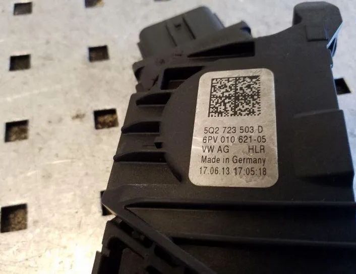 SKODA Octavia 3 generation (2013-2020) Akseleratora / gāzes pedālis 5Q2723503D 26169409