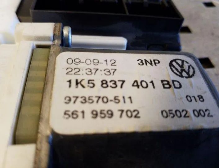 VOLKSWAGEN Golf 7 generation (2012-2024) Front Left Door Window Regulator Motor 0130822229,1K5837401BD 26169737