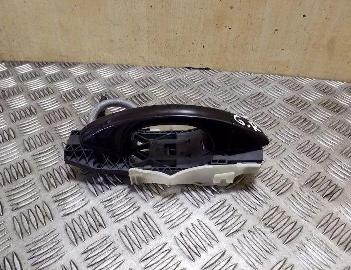 SKODA Octavia 3 generation (2013-2020) Aizmugurējo labo durvju ārējais rokturis 5N0839885H,5E0837349A 26191476