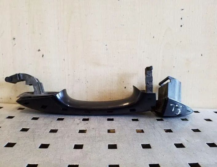 VOLKSWAGEN Passat Variant 1 generation (2010-2024) Наружная ручка задней левой двери 26201786