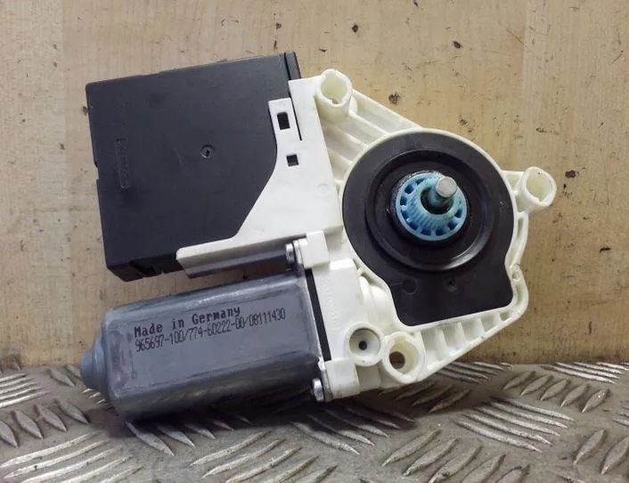 VOLKSWAGEN Passat CC 1 generation (2008-2017) Front Right Door Window Control Motor 3C0959793C,3C8959701 26204048