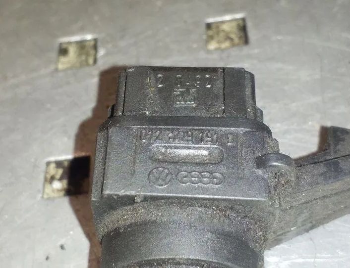 AUDI 80 B4 (1991-1996) Citau veidu vadības bloki 012409191D 26210195