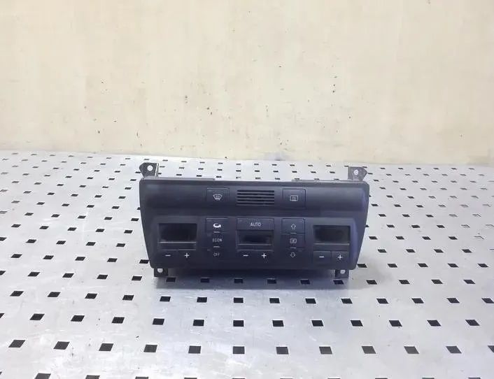 AUDI A6 C5/4B (1997-2004) Other Control Units 4B0820043P 26221259