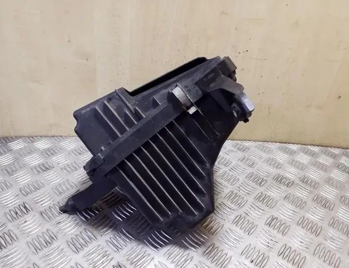 NISSAN X-Trail T32 (2013-2022) Gaisa filtru kaste 26222893