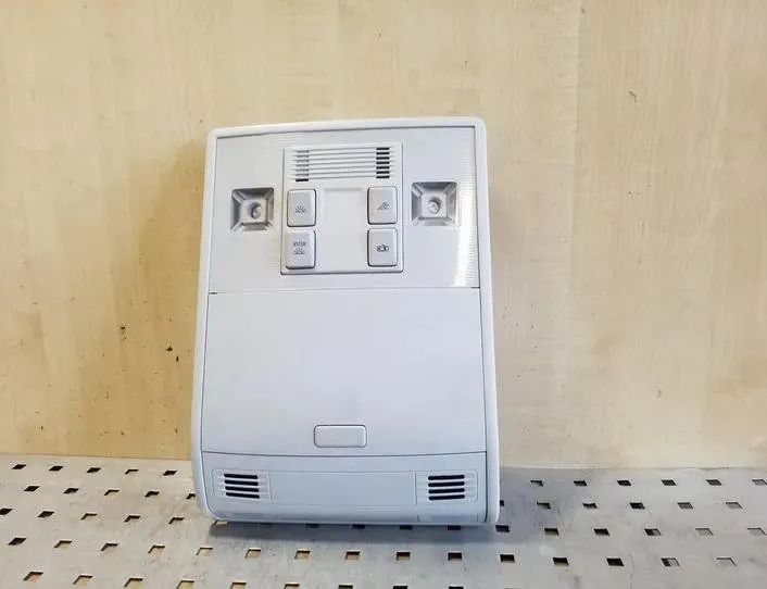 SKODA Superb 3 generation (2015-2023) Salona apgaismojums 3V0868837B 26226829