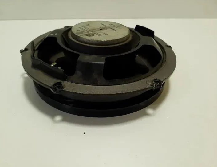 VOLKSWAGEN Touareg 1 generation (2002-2010) Front Right Door Loudspeaker 7E0035411A 26227022