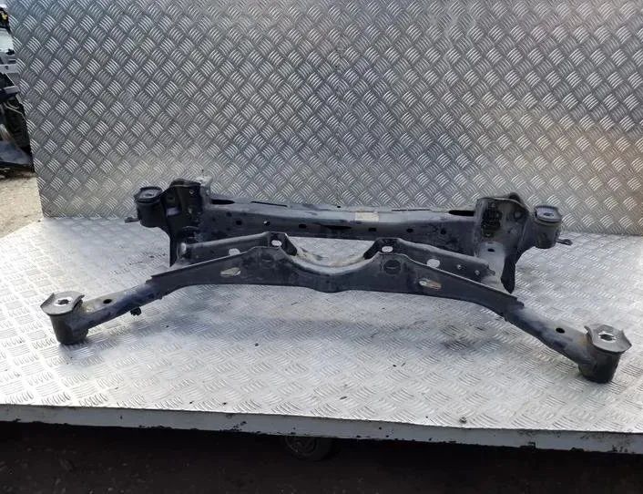 AUDI Q3 F3 (2018-2024) Траверс задний 3Q0505235AC 26231497