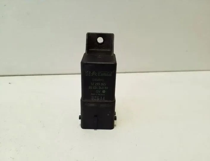 PEUGEOT 508 1 generation (2010-2020) Spark Glow Plugs 51299065,9802424080 26236562