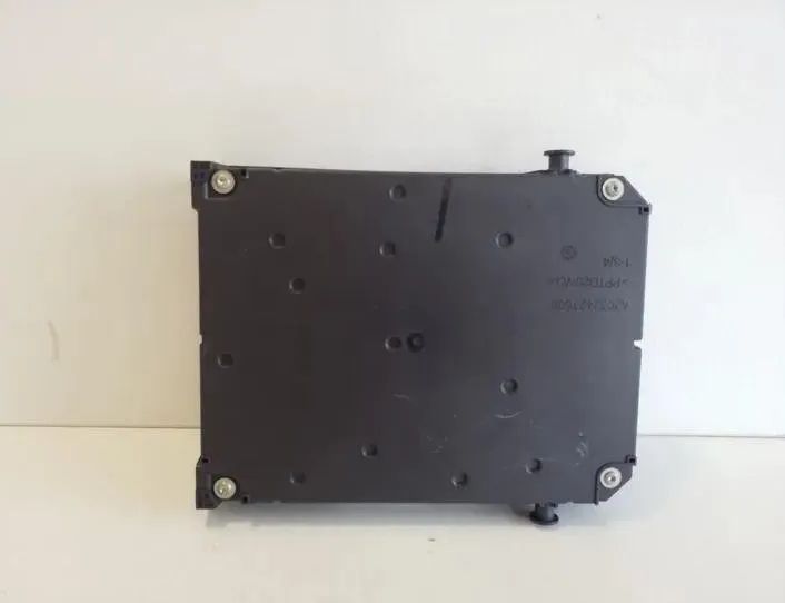 CITROËN C4 Picasso 2 generation (2013-2018) Fuse box 9806687980,A2C53383165 26238981