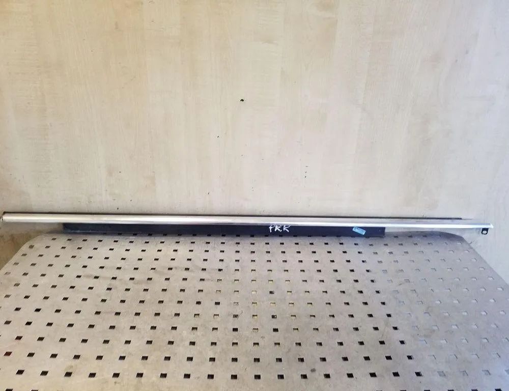 AUDI A8 D2/4D (1994-2002) Front Right Door Window Molding 4H0853284C 32153356