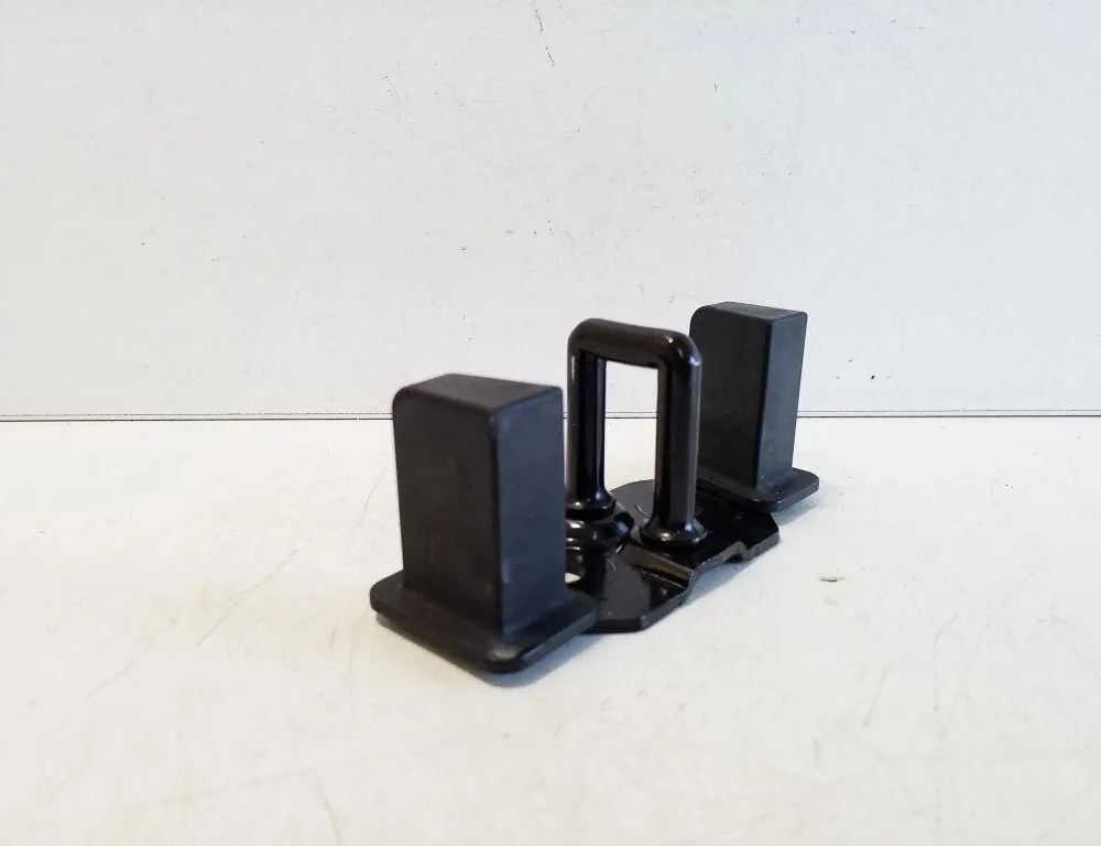 FORD Kuga 2 generation (2013-2020) Aizmugurējā bagāžnieka slēdzene JT4AF404B12BB 32154485