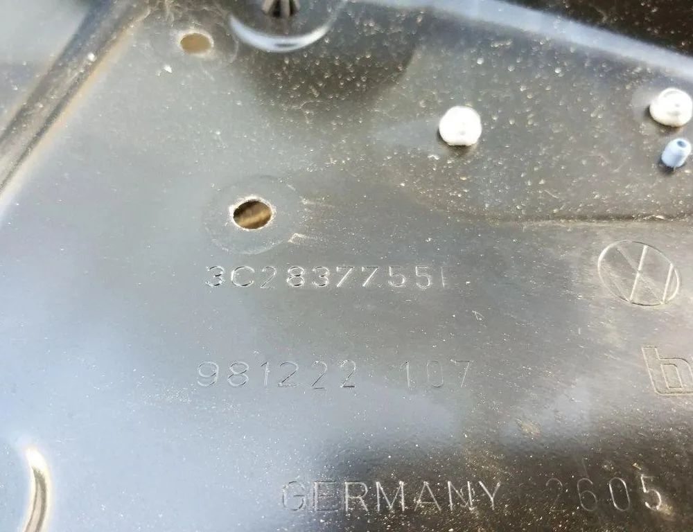 VOLKSWAGEN Passat B7 (2010-2015) Стеклоподъемник задней правой двери 980874101,981222107,3C2837755 32157535