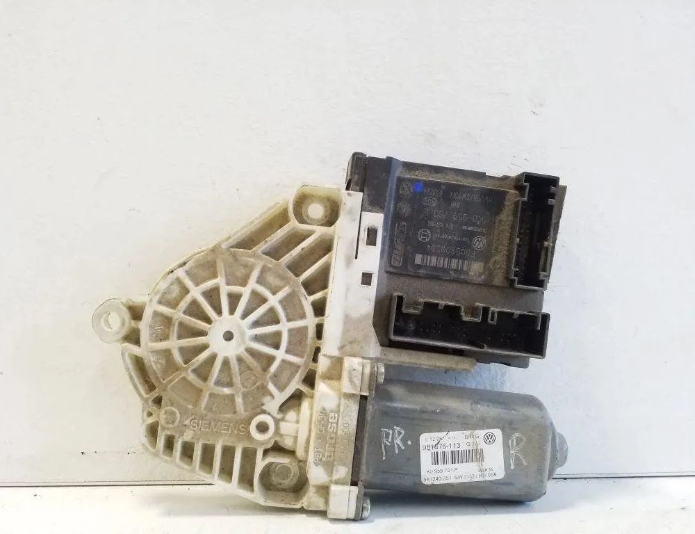 VOLKSWAGEN Passat B7 (2010-2015) Priekšējo kreiso durvju logu pacēlāja motorīts 1K0959793L,F005S00294,1K0959701P 32157719