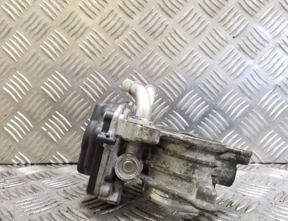 VOLKSWAGEN Tiguan 2 generation (2016-2024) Throttle Body 04L128063AA,04L128059AA 32163463