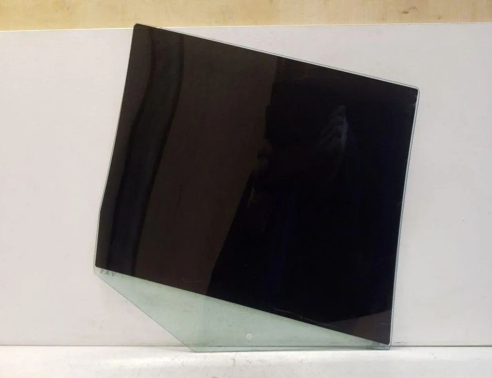 VOLKSWAGEN Golf 4 generation (1997-2006) Стекло задней левой двери E643R00049 32167834