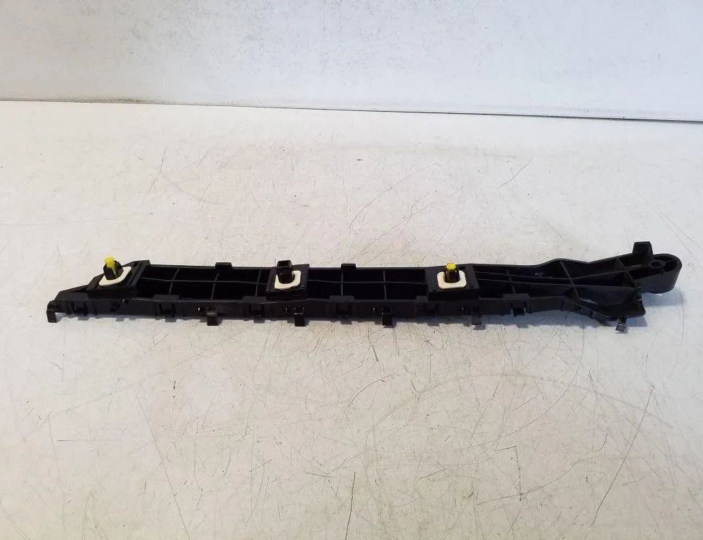 NISSAN Qashqai 2 generation (2013-2023) Aizmugurējā labā bampera stiprinājums 852206UA0A 32174110