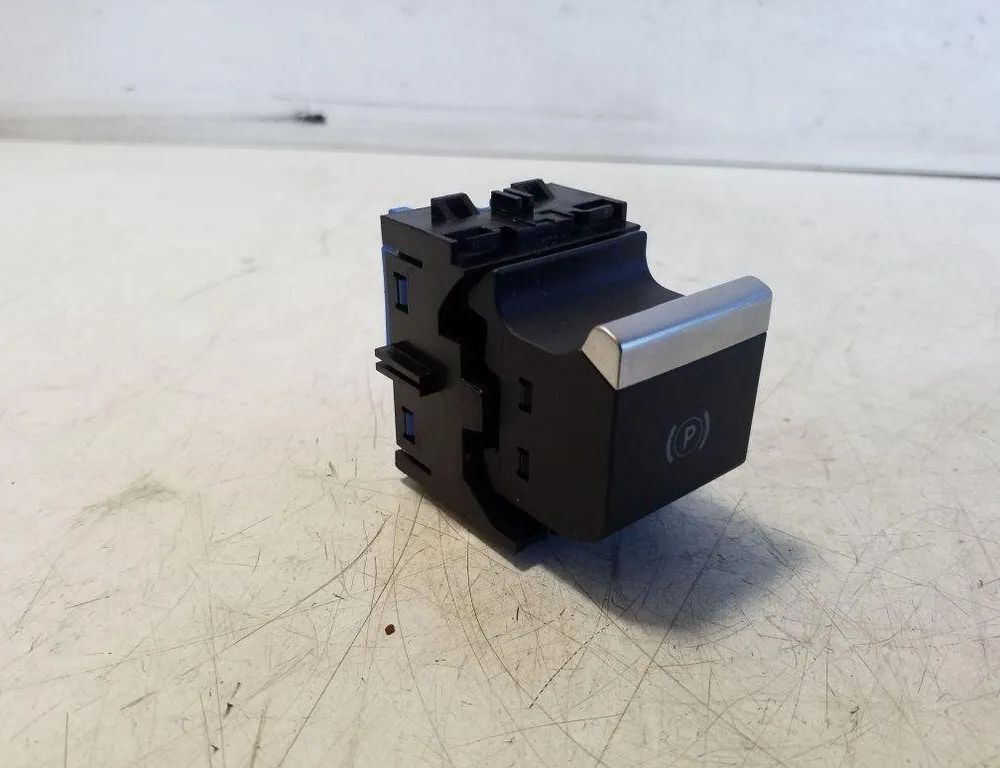 CITROËN C5 AirCross 1 generation (2017-2024) Кнопка ручного тормоза 9813146377 32181048