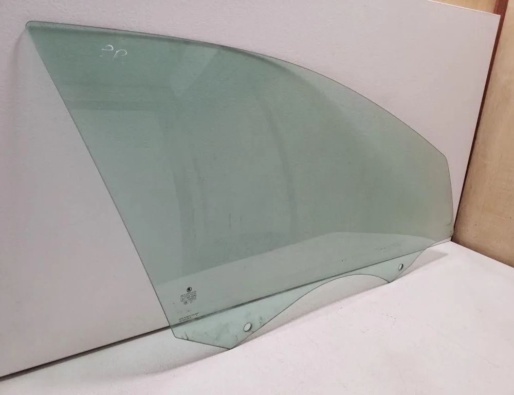 SKODA Octavia 3 generation (2013-2020) Priekšējo labo durvju stikls 5E0845202A 32183564