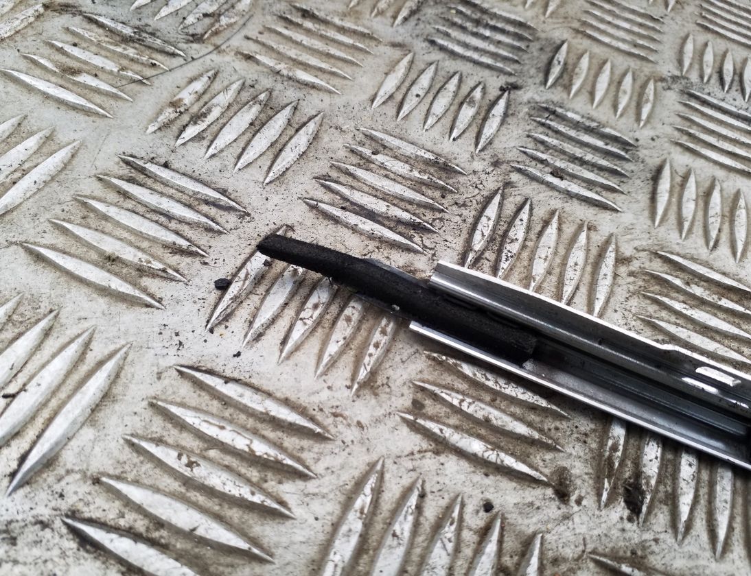 AUDI Q3 8U (2011-2020) Right Side Roof Strip Trim 8U0853704A 33105703