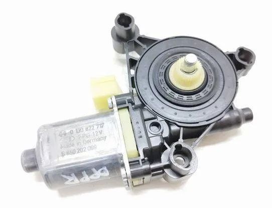 AUDI A3 8V (2012-2020) Front Right Door Window Control Motor 5Q0959801B,0130822717,S850202099 22633334