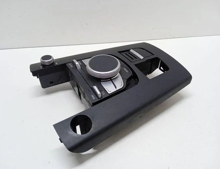 AUDI A3 8V (2012-2020) Дисплей управления навигацией 8V0919614L,1500020112 22686374