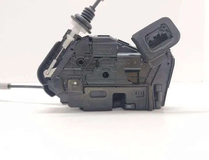 SKODA Fabia 3 generation (2014-2021) Замок двери передний правый 5TB837016A,A046465,45840180 22691621