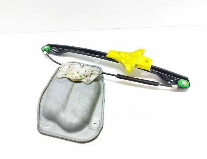 VOLKSWAGEN Golf Plus 1 generation (2004-2009) Стеклоподъемник задней правой двери 5M0839462,1K4839462A,1K5839462 22695868