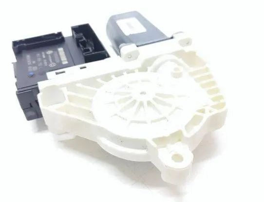 VOLKSWAGEN Passat Variant 1 generation (2010-2024) Маторчик стеклоподъемника передней правой двери 1K0959702P,1K0959792L,980852113 22703275