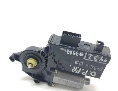 PEUGEOT 307 1 generation (2001-2008) Маторчик стеклоподъемника передней правой двери 9637130680 22724120