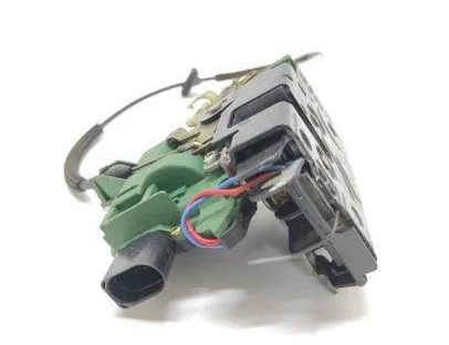 VOLKSWAGEN Golf 4 generation (1997-2006) Front Right Door Lock 3B1837016AD 22724928