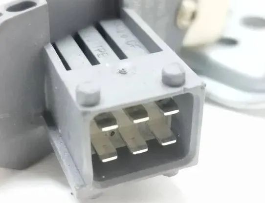 TOYOTA Avensis 2 generation (2002-2009) Aizmugurējo kreiso durvju logu pacēlājs 6984005100,0130822032,922046100 23033698