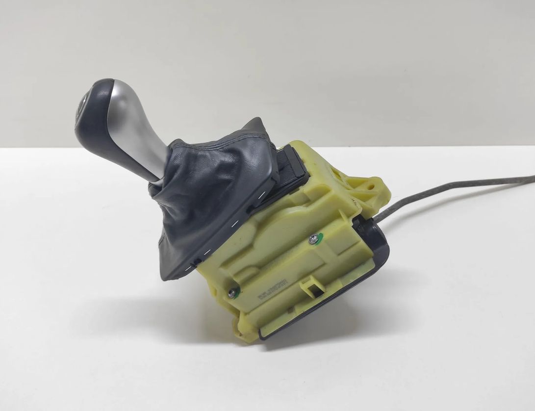 MERCEDES-BENZ E-Class W211/S211 (2002-2009) Pārnesumu pārslēgšanas mehānisms A2042677524Q02 27811146